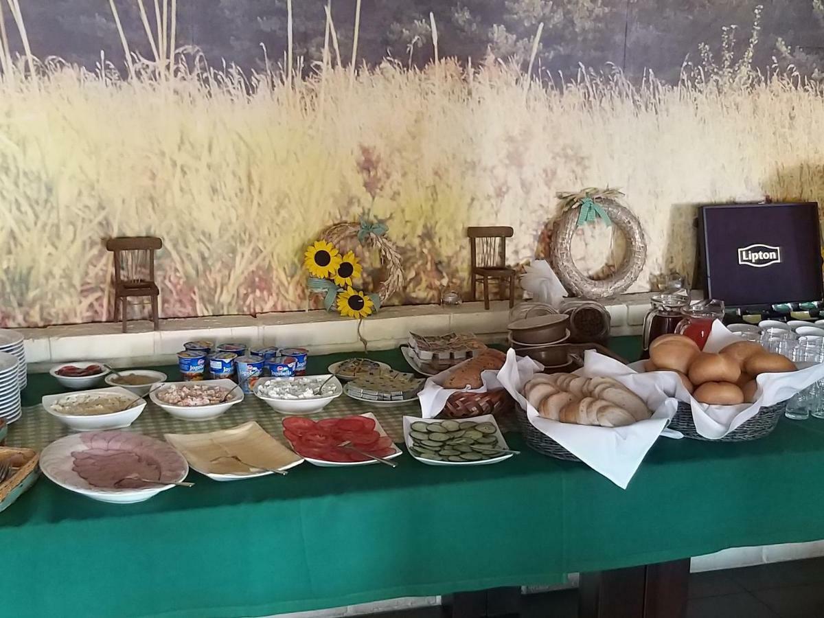 Zajazd Euforia & Restauracja Spichlerz Ciagowice Экстерьер фото